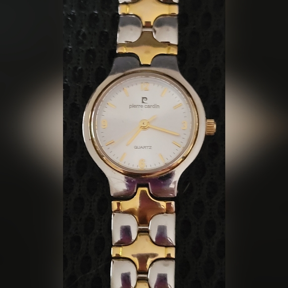 (SOLD) Ladies PIERRE CARDIN Two Tone Quartz Watch - Picture 3 of 8